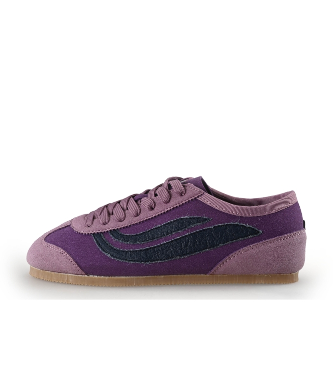 Genesis Sneakers