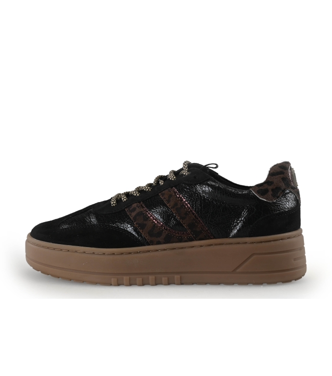 Sub55 Sneakers