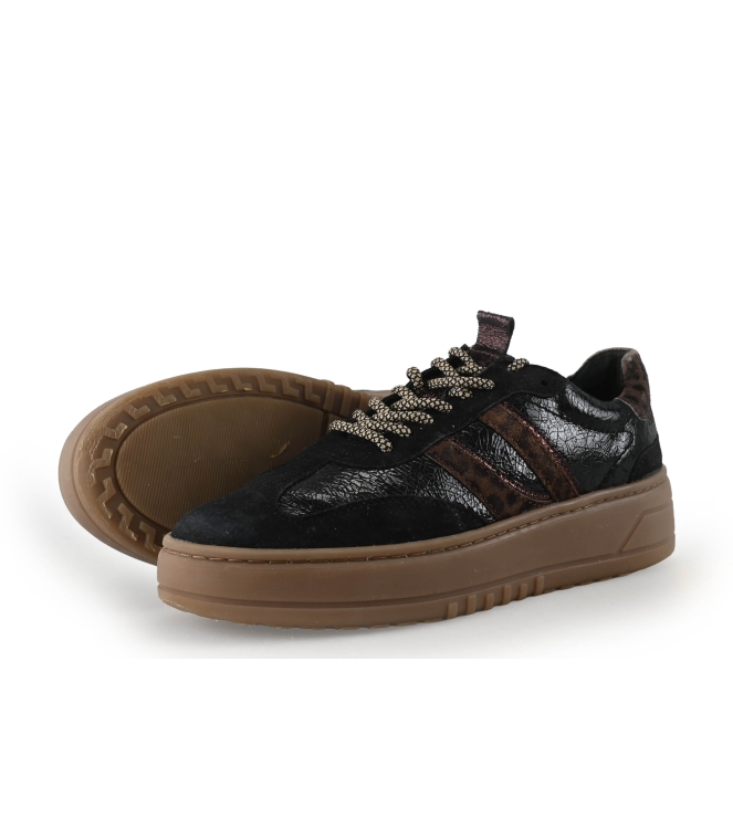 Sub55 Sneakers
