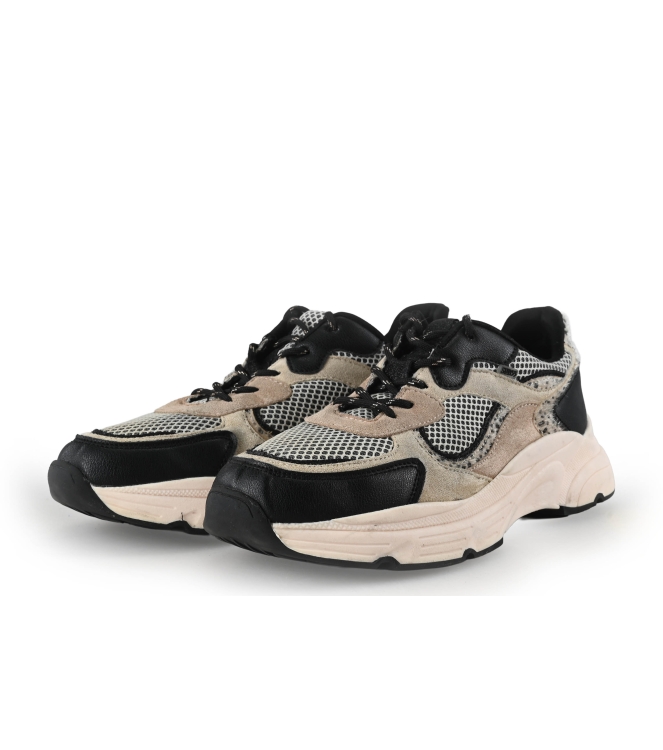 Sub55 Sneakers