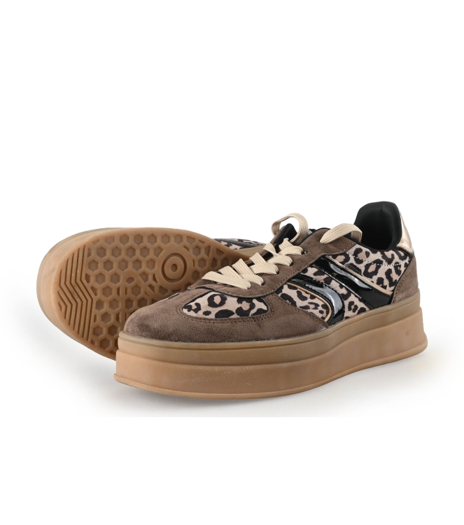 Sub55 Sneakers