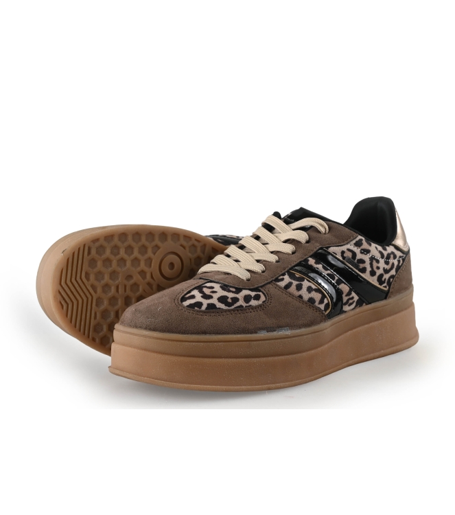 Sub55 Sneakers