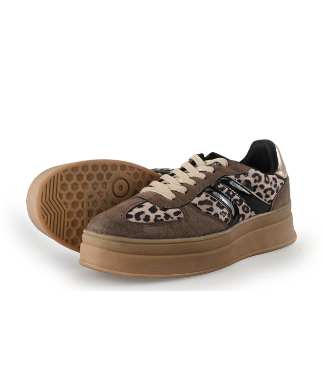 Sub55 Sneakers