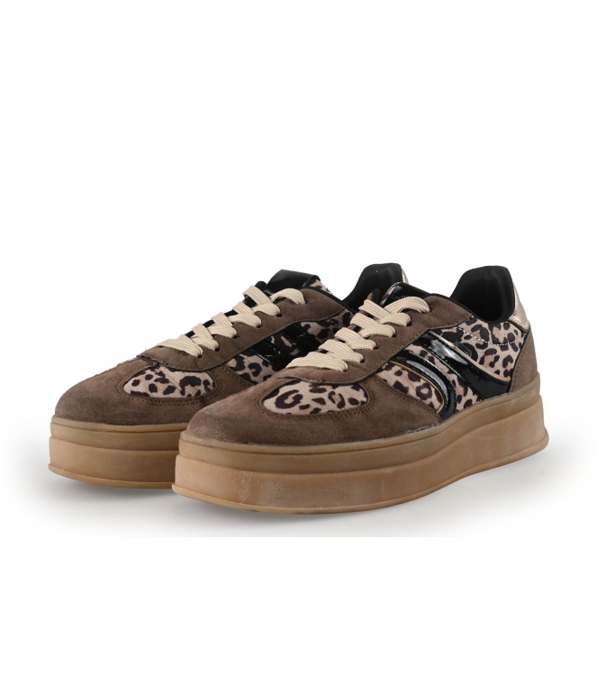 Sub55 Sneakers