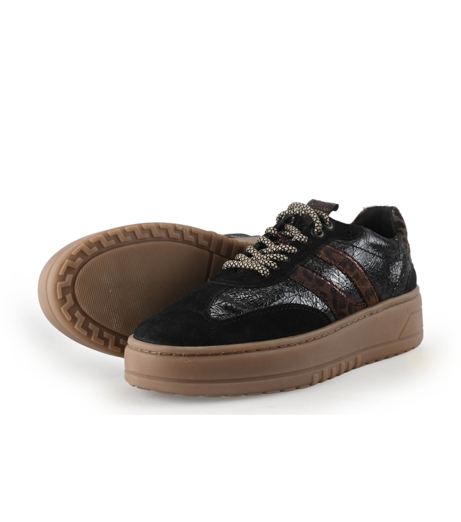 Sub55 Sneakers