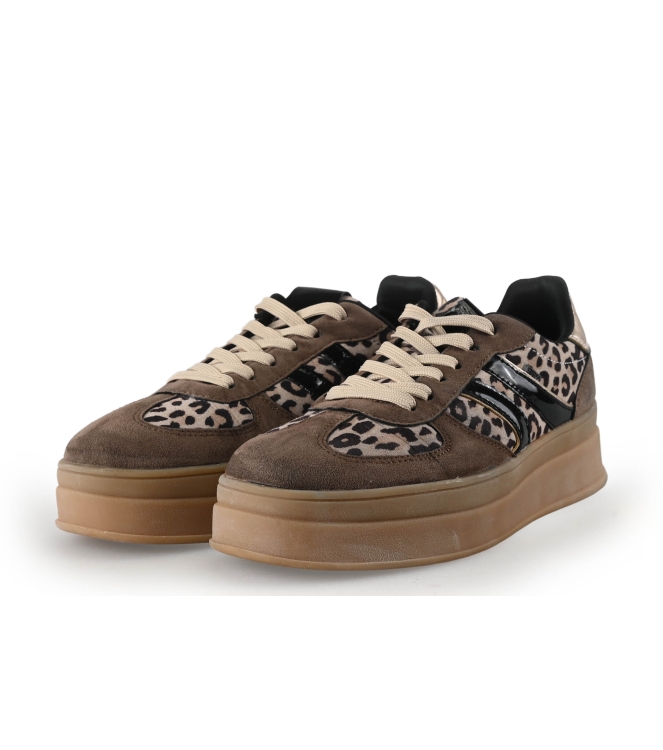 Sub55 Sneakers